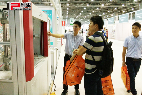 上海劍平火熱參展廣州國際汽車零部件及售后市場展覽會